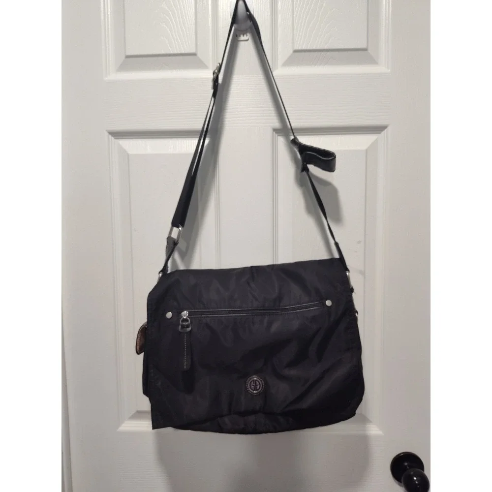 Giani Bernini Messenger Bag‎ Black Nylon With Strap 15